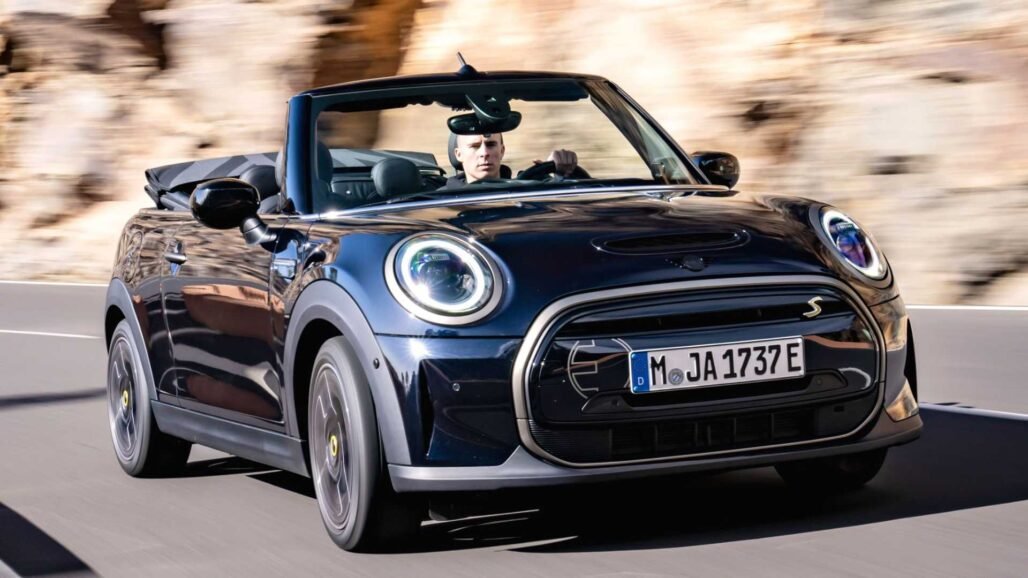 2023 mini cooper se convertible 01 – Autos Rodando Chile Mini Cooper SE Convertible 2023